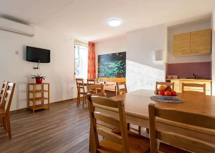 招待所 Yapka 托尔明